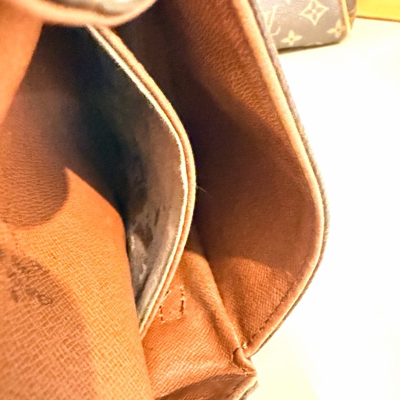 Louis Vuitton Saint Cloud Monogram Leather Brown Crossbody Bag Stamp DateTH1925 - Picture 15 of 16